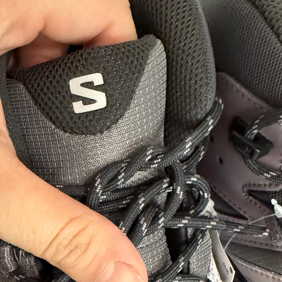 New Salomon Women Ultra 360 Mid GORE-TEX Hiking Boots 7.5 8 Hiking Gorpcore Out - Picture 10 of 13